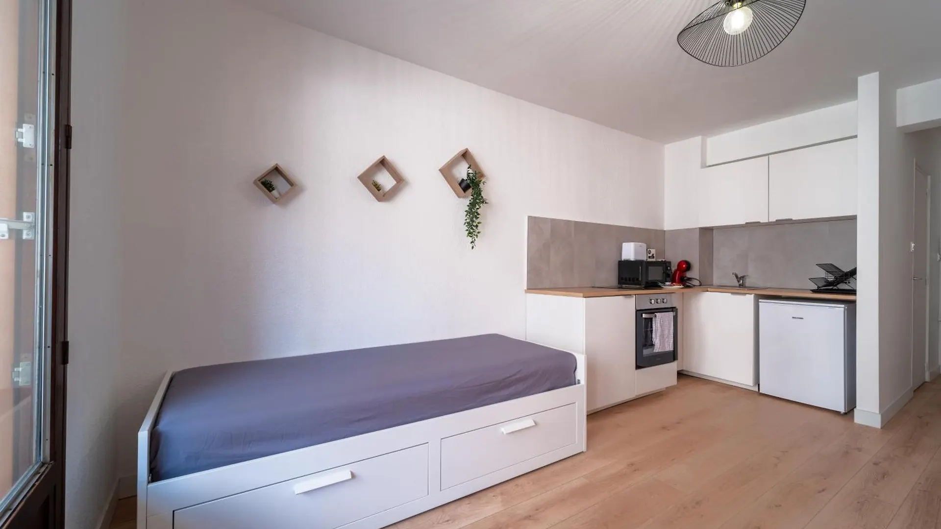 Appartement Tout Equipe Avec Parking A 5Min A Pied De La Gare St Charles Marsiglia 0*,